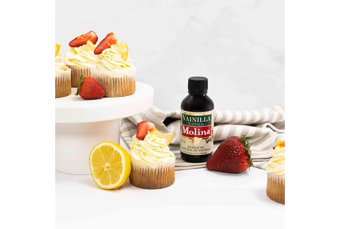 Cupcakes de margarita con fresa y limón